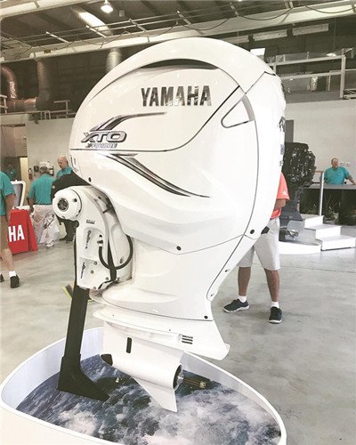 425HP Yamaha outboard engines sale-25” shaft LXF425XSA2
